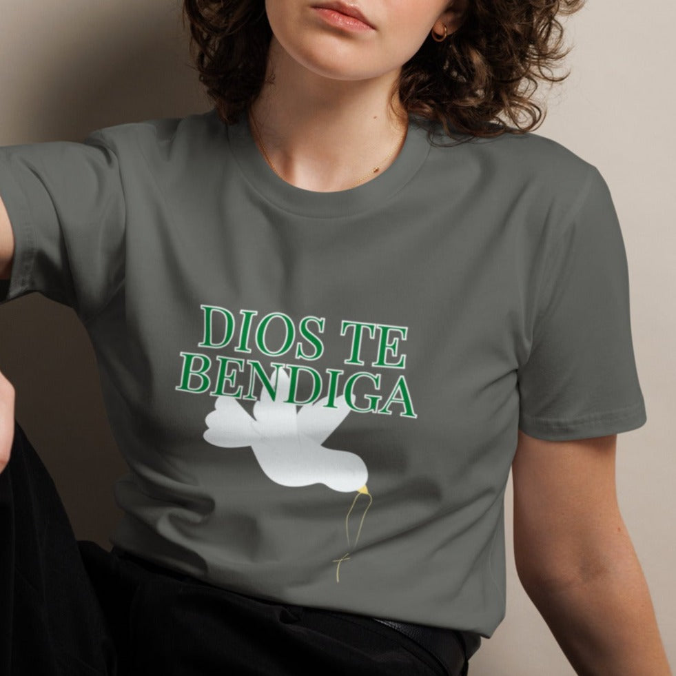 Esi Unisex Classic T-shirt. "DIOS TE BENDIGA" or "GOD BLESS YOU" IN SPANISH. Choose from 3 colors.