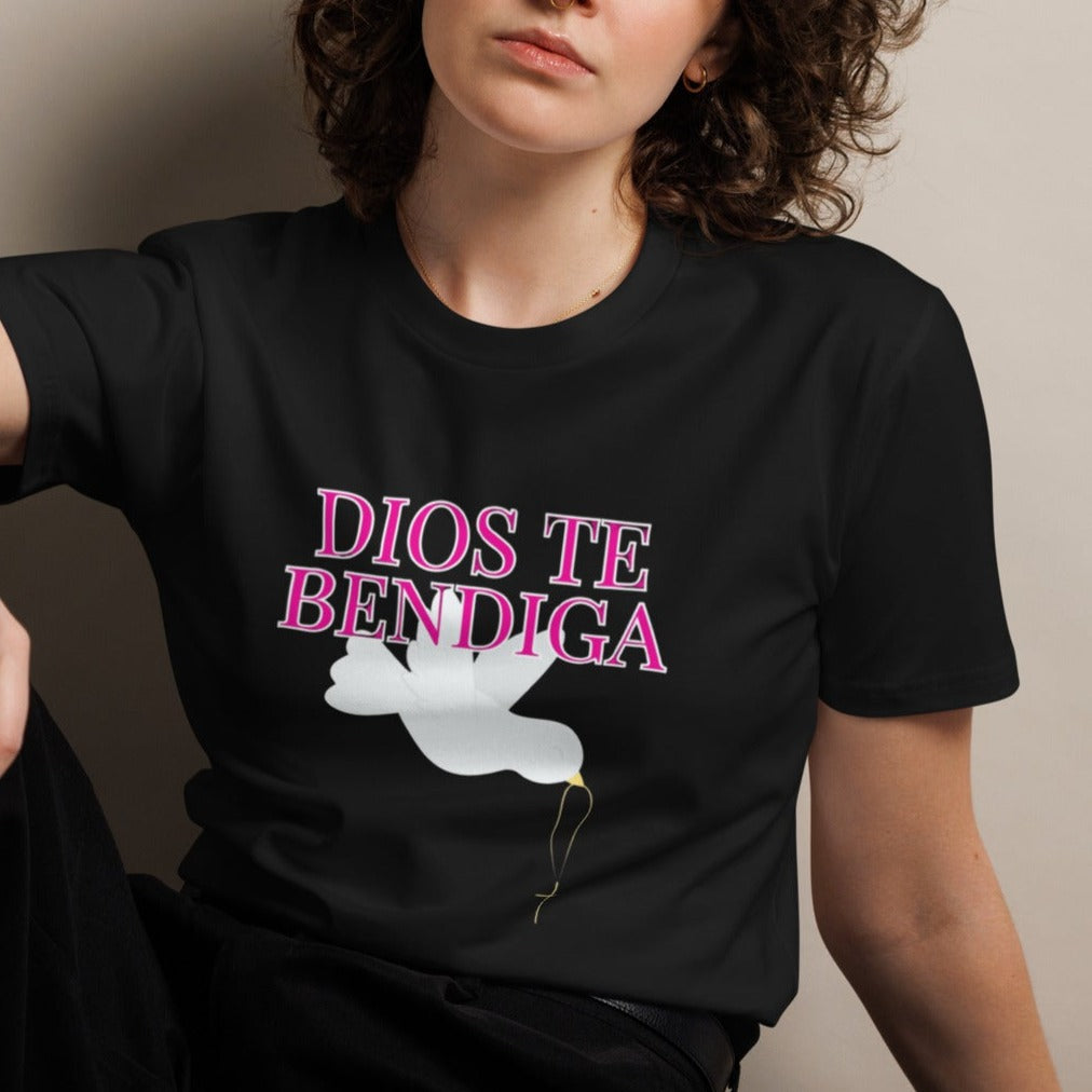 Esi Unisex Classic T-shirt.   "DIOS TE BENDIGA" or "GOD BLESS YOU"  IN SPANISH.  Choose from 3 colors.