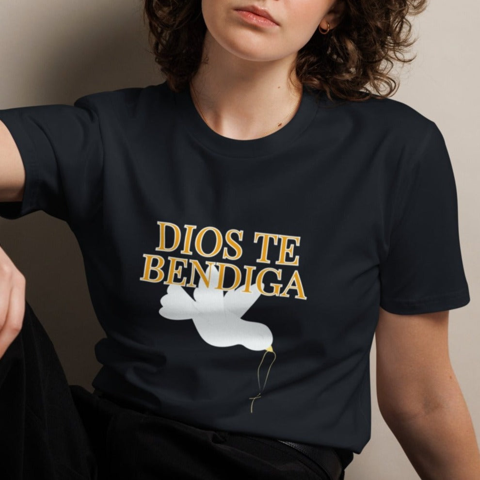 Esi Unisex Classic T-shirt.   "DIOS TE BENDIGA" or "GOD BLESS YOU"  IN SPANISH.  Choose from 3 colors.